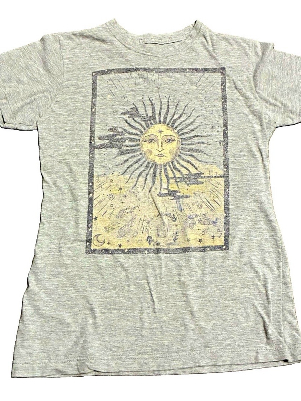 Fifth Sun Celestial Sun Moon Graphic T-Shirt Gray Women’s No Size Tag